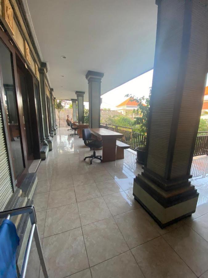Bali Made Guesthouse Canggu Buitenkant foto